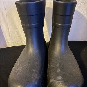 Black Rubber Boots